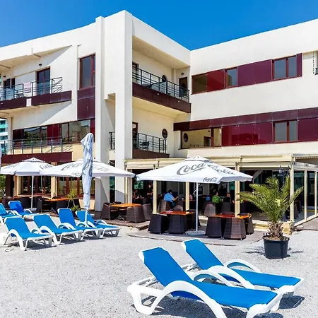 Hotell By Tony 4*
